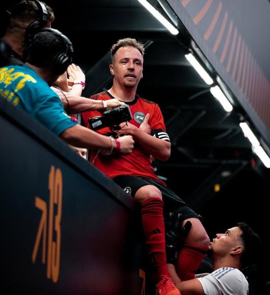 Dendele FC 2 x 4 Fluxo FC - Kings League Brazil