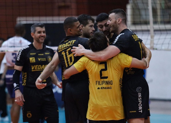 Atual vice-campeão, Vôlei Guarulhos estreia no Campeonato Paulista dia 12 -  GuarulhosWeb