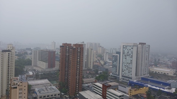 Tempo nublado deve continuar nesta terça-feira (23) - Foto: Felipe Marcelino/GuarulhosWeb