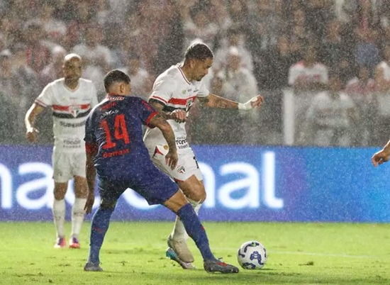 São Paulo 0x1 Red Bull Bragantino - Brasileirão 2025 (Foto: Rubens Chiri / São Paulo FC)