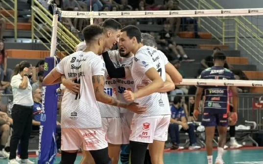 Volei Guarulhos BateuBet vence Monte Carmelo - Foto: Divulgação/Instagram