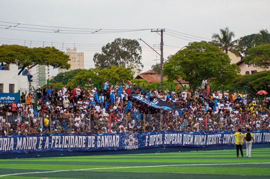 Grande liga torcida (Foto: Laercio Correa)