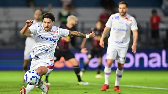 RB Bragantino 0x1 Fortaleza - Brasileirão 2025 (Foto: Eduardo Carmim)