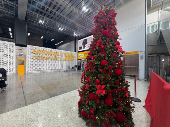 Espírito natalino toma conta do Aeroporto Internacional de São Paulo, em Guarulhos (Foto: Divulgação GRU Airport)