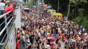 Banda Bicha celebra 50 anos com Claudia Leitte e Mumuzinho no Carnaval (Foto: Divulgação)