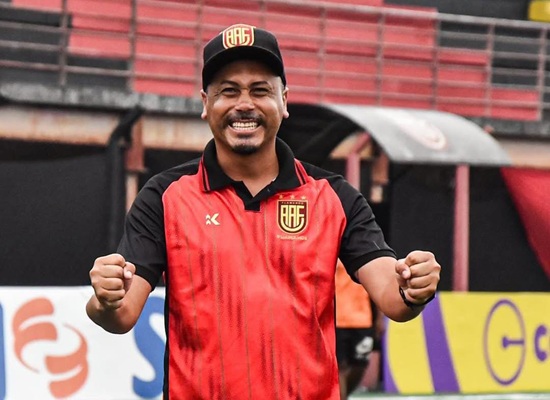 Flamengo Guarulhos renova com Wallison Bernardo no comando do Sub-20 (Foto: Divulgação)