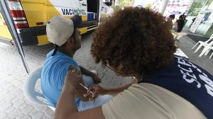 Vacimóvel atende no Calçadão Dom Pedro II até 14 de março (Foto: Fábio Nunes Teixeira/PMG)