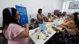 Abre inscrições gratuitas de arteterapia para mulheres com fibromialgia (Imagem: Sidnei Barros / PMG)