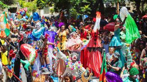 SES-SP recomenda boa alimentação e água para aguentar os dias de folia (Foto: Alexandre Macieira / Riotur)
