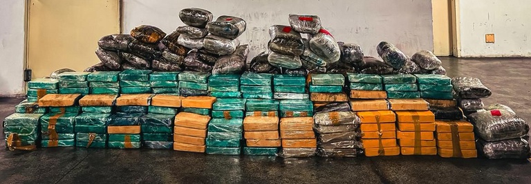 Polícia Federal apreende quase 400 kg de drogas na Rodovia Ayrton Senna, em Guarulhos (Foto-Policia Federal)