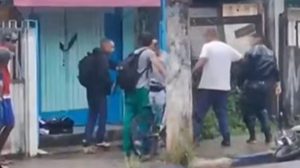 Discussão foi interrompida por populares próximos à cena / Foto - Reprodução