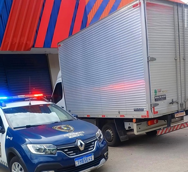 GCM de Guarulhos evita roubo de carga (Foto-Policia Militar)