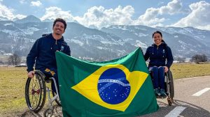 Atletas do Time São Paulo lideram o Brasil na abertura das Paralimpíadas de Inverno 2026 (Foto-Divulgação/Governo de SP)