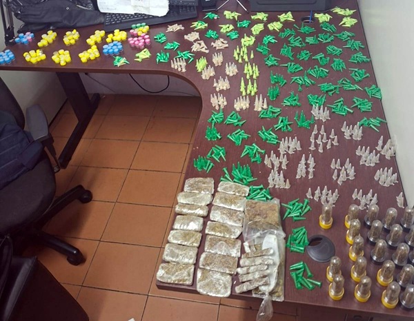 GCM apreende 1,8 kg de entorpecentes no Jardim Cristian Alice (Foto-Divulgação / PMG)