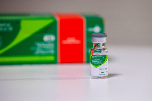 Vacina contra o HPV: dose única é eficaz e pode ajudar a eliminar o câncer do colo do útero (Foto-Divulgação)