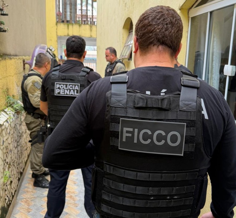 Operação prende policial penal suspeito de levar celulares e drogas para presídio em Guarulhos (Foto-Policia Penal-FICCO)