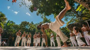 Guarulhos abre inscrições para aulas gratuitas de capoeira com início em abril (Foto: Freepik)