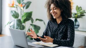 Curso gratuito de empreendedorismo feminino de SP oferece 5 mil vagas e mantém inscrições abertas (Foto-Divulgação)