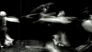 Sesc Guarulhos promove aula aberta de dança “Ciclos em Movimento” (Foto-Divulgação)