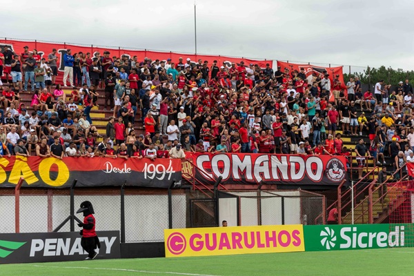 Flamengo de Guarulhos estreia na Bezinha neste sábado contra o Votoraty (Foto: Laércio Correia Pinto)