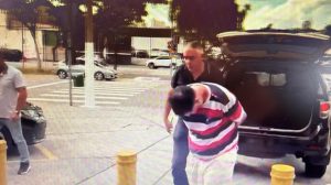 Polícia prende suspeitos por morte de ciclista durante tentativa de roubo em Guarulhos (Foto-Reprodução-R7)