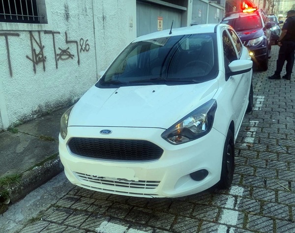 GCM prende homem armado por violência doméstica e recupera veículos roubados (Imagem: Divulgação / PMG)