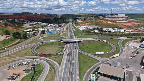 Feriado do Trabalhador: Confira os horários de maior movimento na Fernão Dias (Foto-Divulgação)