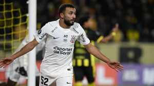 Sul-Americana e Libertadores: Brasileiros Tropeçam, Corinthians Avança e Palmeiras se Complica (Guillermo Legaria/Getty Images)