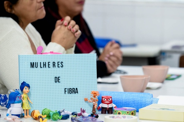 Guarulhos oferece arteterapia gratuita para mulheres com fibromialgia; saiba como se inscrever (Imagem: Umaitá Pires/PMG)