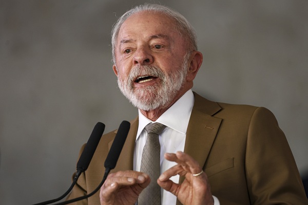 Lula assina MP e governo anuncia fim da ‘taxa das blusinhas’ (Foto: Marcelo Camargo/Agência Brasil)