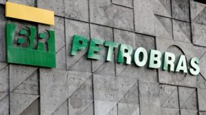 Petrobras abre estágio com 150 vagas e reserva inédita para mulheres (16/10/2019REUTERS/Sergio Moraes)