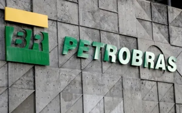 Petrobras abre estágio com 150 vagas e reserva inédita para mulheres (16/10/2019REUTERS/Sergio Moraes)