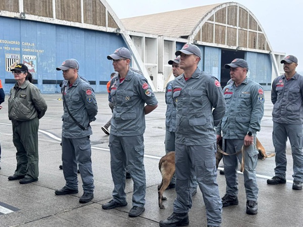 Bombeiros de SP enviam equipe de resgate, cães farejadores e médicos para ajudar vítimas de terremoto na Venezuela (Foto-Reprodução)