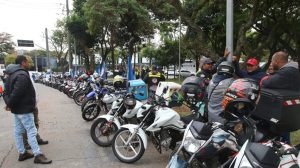 Governo prepara linha de crédito para motociclistas de aplicativos financiarem motos novas (Foto-Rovena Rosa/Agência Brasil)