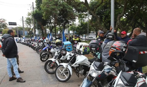 Governo prepara linha de crédito para motociclistas de aplicativos financiarem motos novas (Foto-Rovena Rosa/Agência Brasil)
