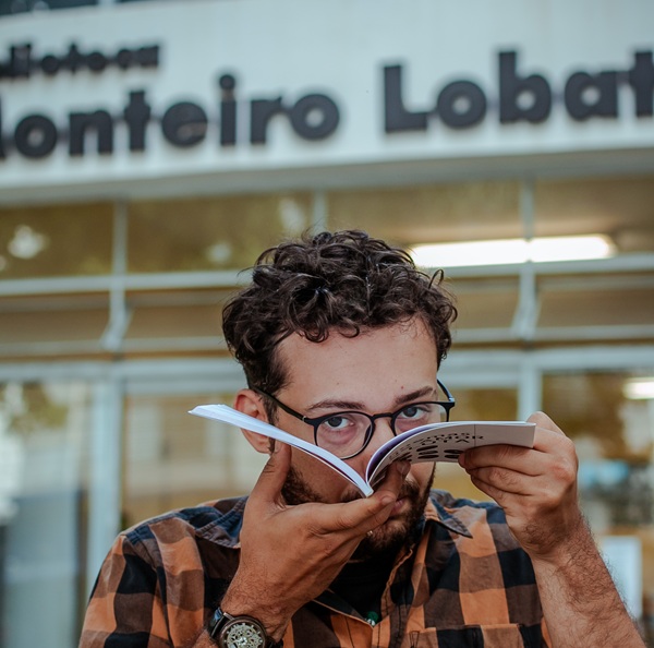 Livro “Sob os Nossos Ossos” ganha lançamento literário com sarau aberto ao público em Guarulhos (Foto-Divulgação)