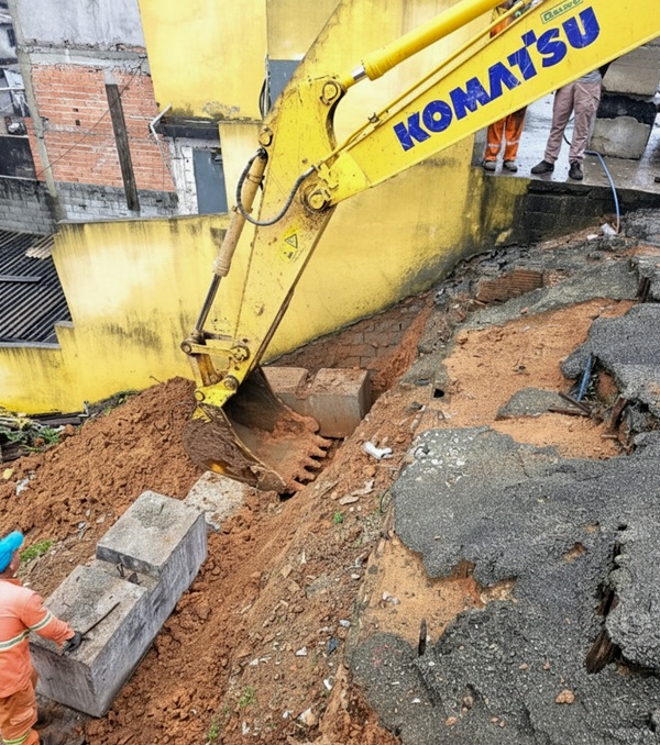 Guarulhos promove obra emergencial em rua do Jardim Centenário (Imagem: Divulgação)