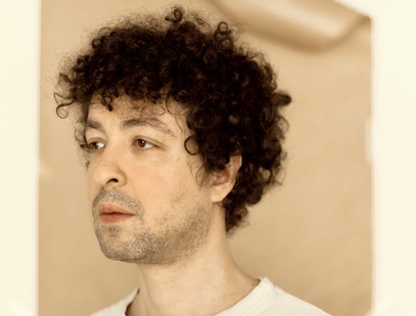 Cícero celebra 15 anos de Canções de Apartamento com dois shows no Sesc Guarulhos (Foto-Elisa Maciel)
