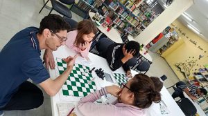 Bibliotecas de Guarulhos abrem inscrições para oficinas gratuitas de xadrez durante o mês de julho (Foto: Divulgação)