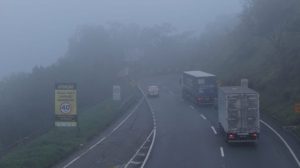 Neblina exige atenção redobrada dos motoristas nas rodovias durante o inverno (Foto: RioSP_Motiva)