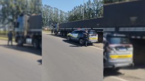 Caminhão roubado em Guarulhos durante sequestro (Foto-Reprodução)