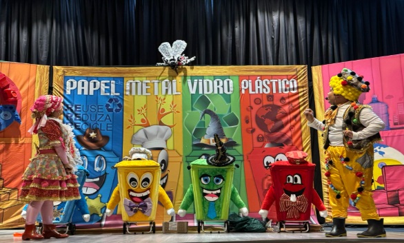 Teatro infantil promove conscientização sobre reciclagem (Foto-Reprodução)