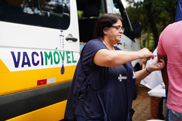 Vacimóvel reforça vacinação contra sarampo e gripe (Foto: Umaitá Pires/PMG)