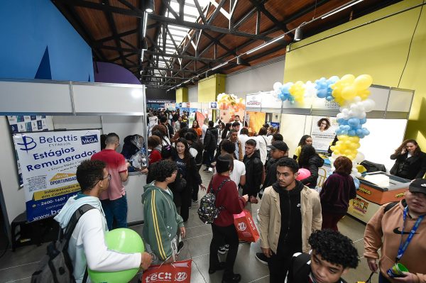 Feira do Estudante de Guarulhos oferece 1,5 mil vagas (Imagem: Divulgação)