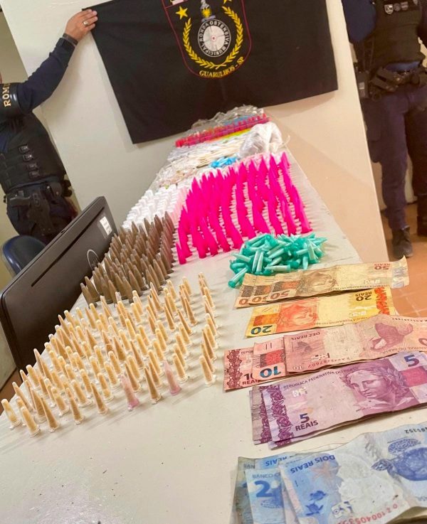 GCM prende três suspeitos por tráfico e apreende (Imagem: Divulgação)