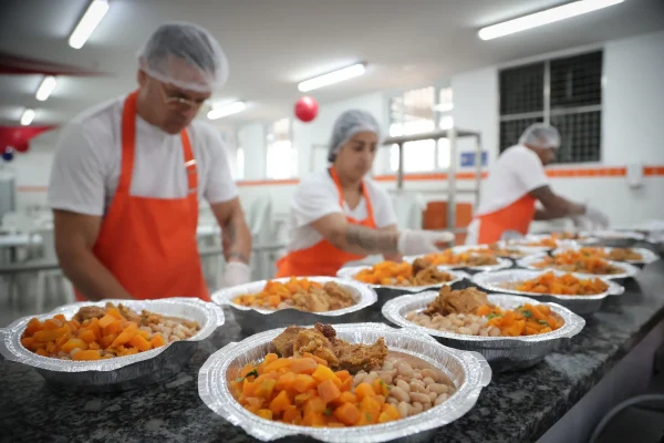Saiba quais restaurantes Bom Prato abrem (Foto: Divulgação/Governo de São Paulo)