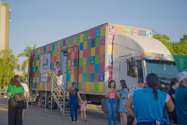Projeto itinerante atende 9 mil alunos com oficinas (Foto-Reprodução)