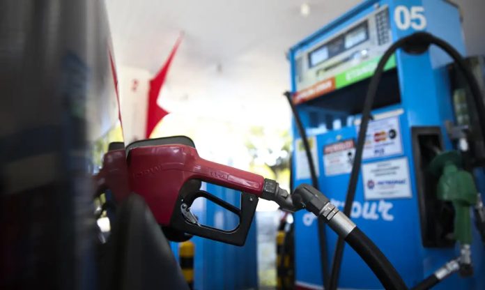 Senacon abre processos contra 70 postos (Foto: José Cruz/Agência Brasil)